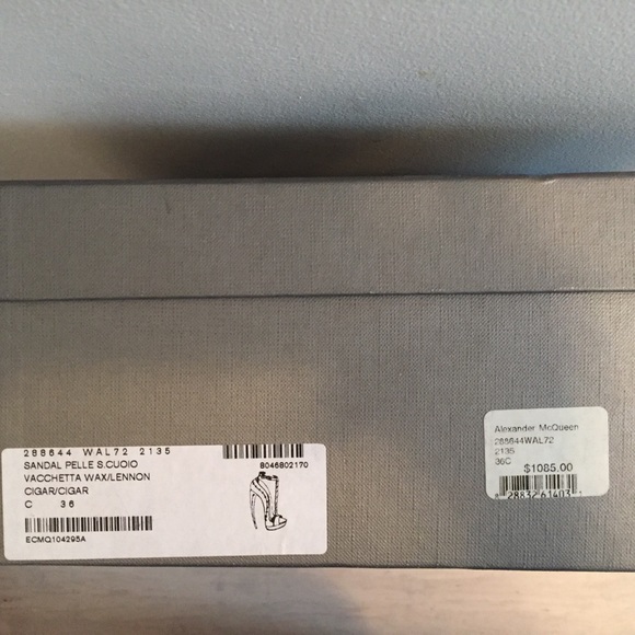 Alexander McQueen t-strap leather sandals SZ IT36 - Picture 8 of 8